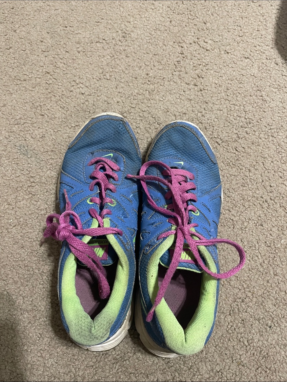 Nike Blue Women's Athletic Sneakers with Pink Laces and Lime Collar